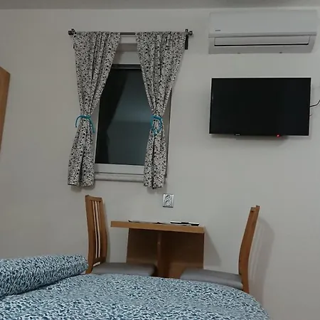 Sklep Lada Vendégház 3*