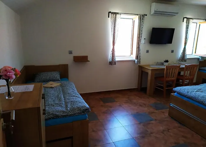 بيت ضيافة Sklep Lada 3*